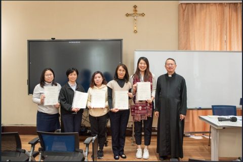 本校教師積極報讀《身體神學》課程